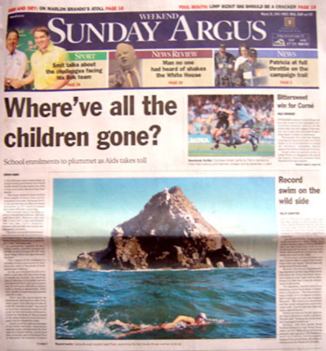 Sunday Argus front page featuring Carina Bruwer's record swim